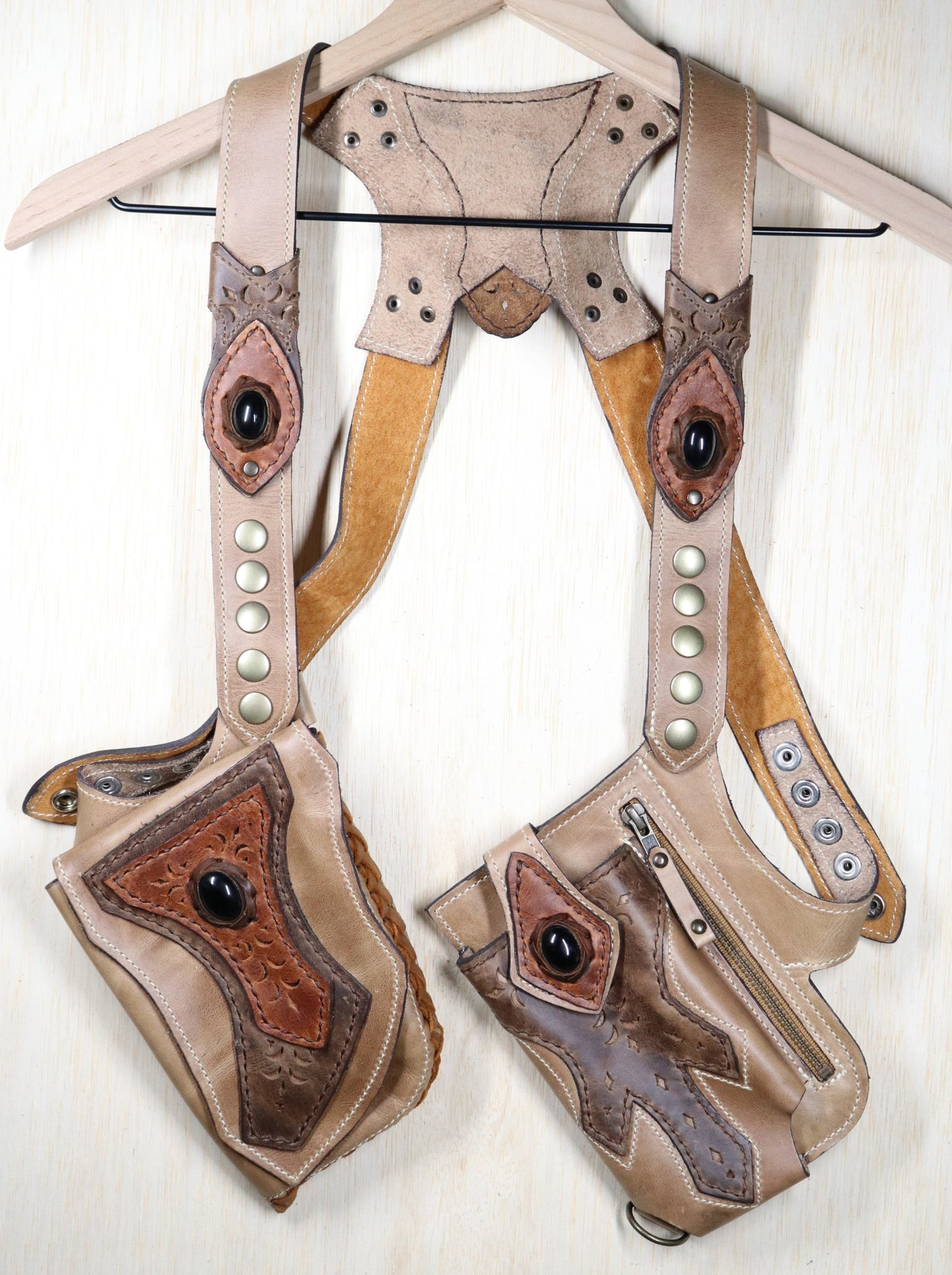 Men's Occidental Holster | Beige Leather | Onyx